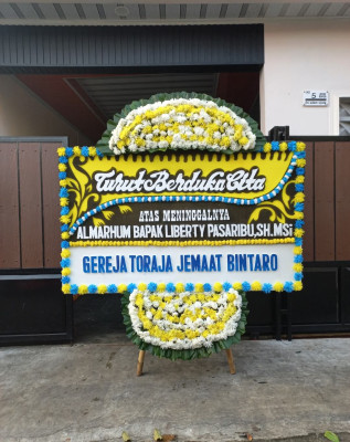 Papan Bunga Duka di Malinau Barat